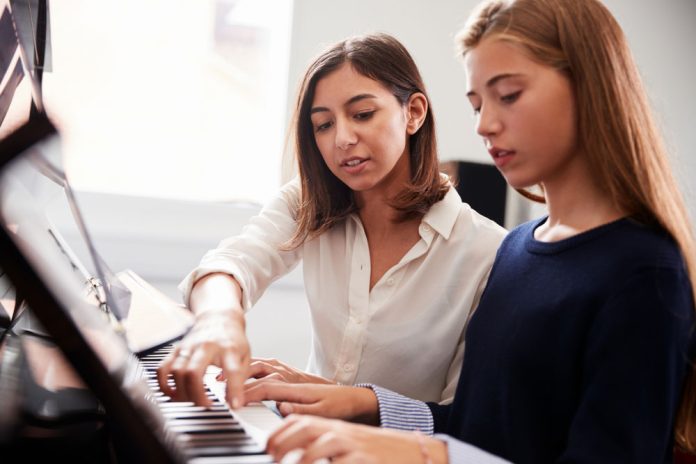 private piano tutor